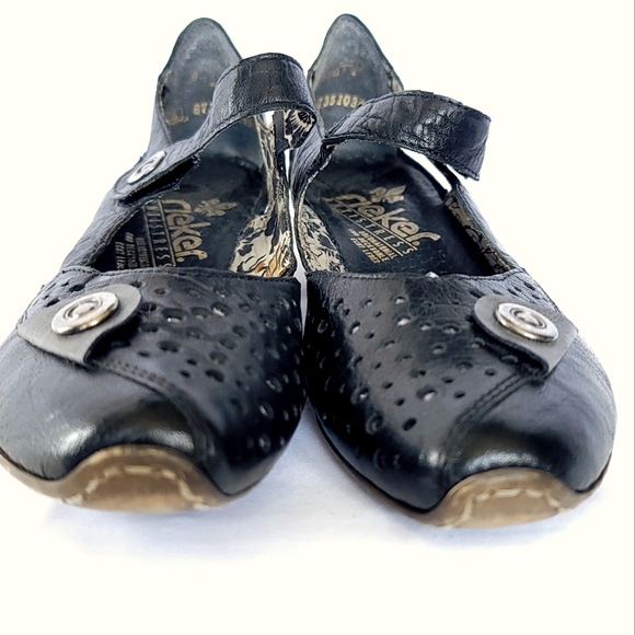 RIEKER Antistress Leather Mary-Jane Cut-out 1.5" Heel 38EU 7US - Picture 2 of 11